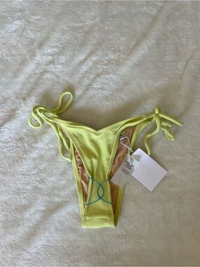 Twiin Flash V Tie Side Bottoms in Pine lime